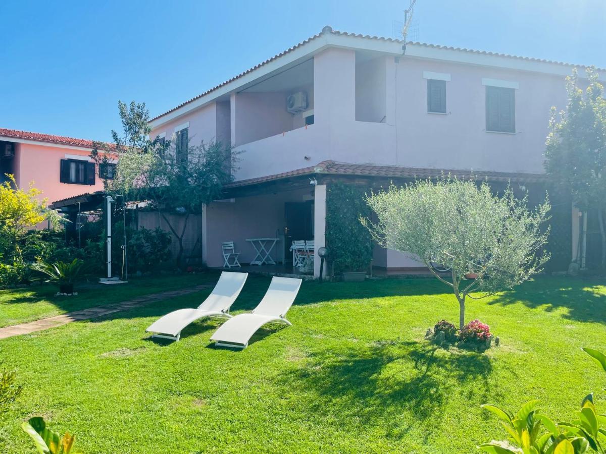 Casa Vacanza Li Menduli San Teodoro San Teodoro  Exterior foto