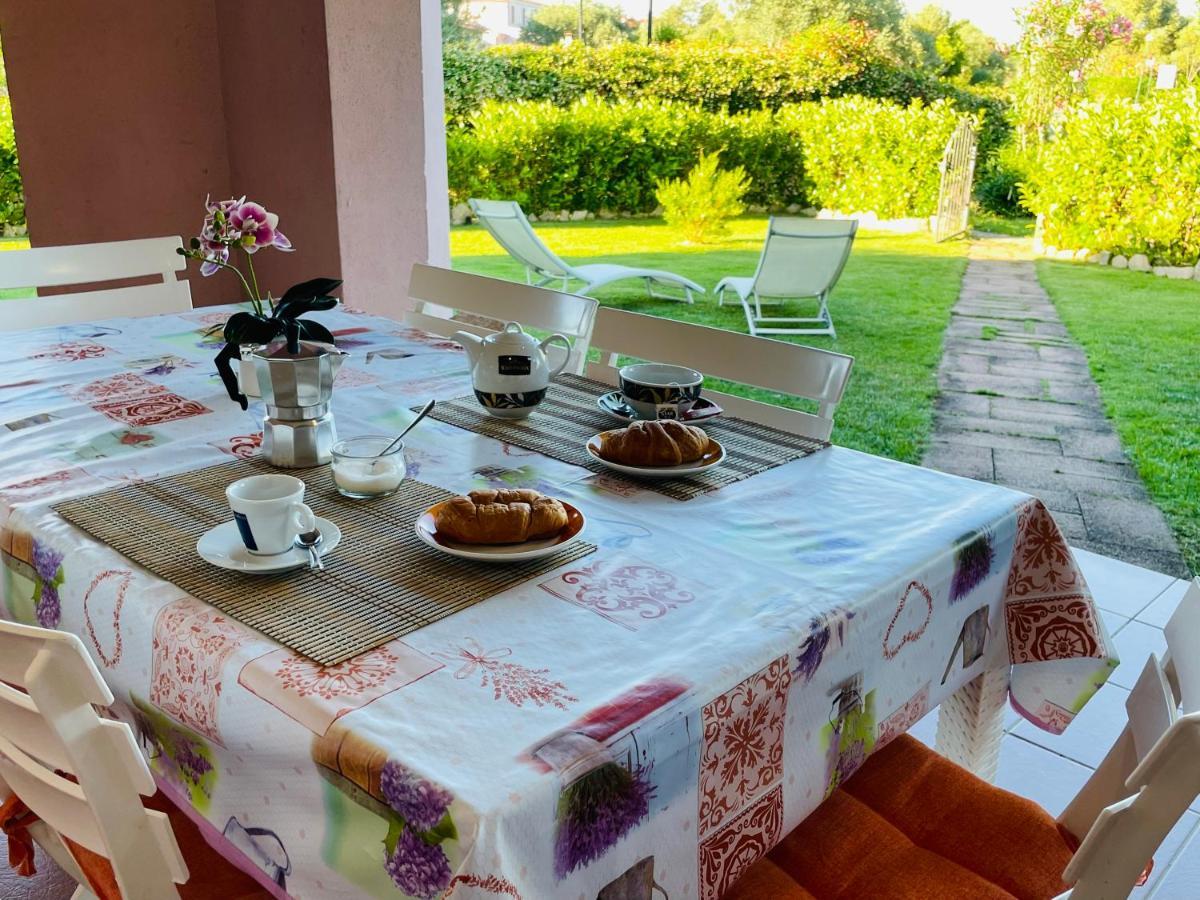 Casa Vacanza Li Menduli San Teodoro San Teodoro  Exterior foto